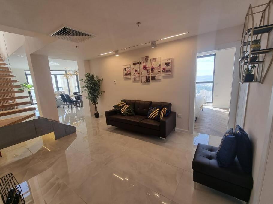 Jtower Royal Suites - The Penthouse - Alefimmoed 예루살렘 외부 사진